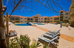 Sweet Watermelon- A fabulous Superior 2 bed Apt in Great Kings Resort